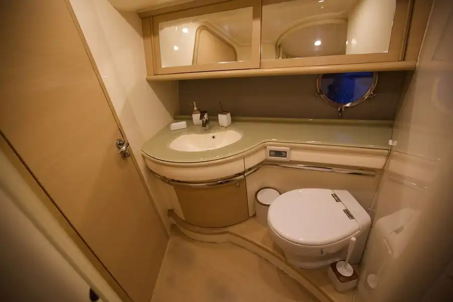 Kemer Yacht Rental 22m Princess 67